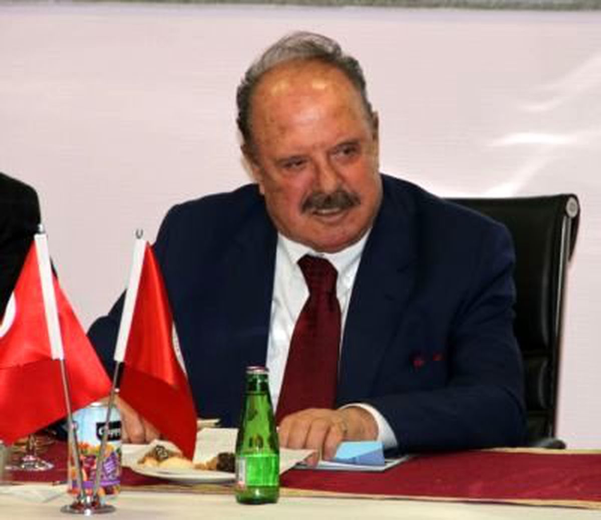 Cavcav."Hiçbir Zaman Kulüpler Birliği\'nde, Özellikle Benden Sonra Alınan Kararlar Anadolu\'nun Sesi...