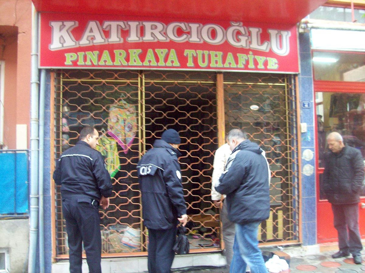 Cinayet İşlenen Dükkanı Kimse Kiralamıyor