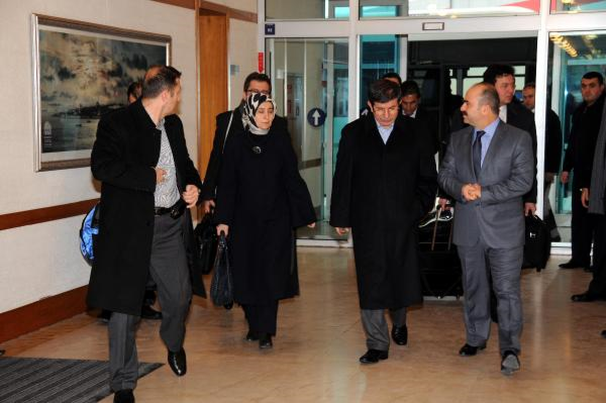 Davutoğlu Yurda Döndü