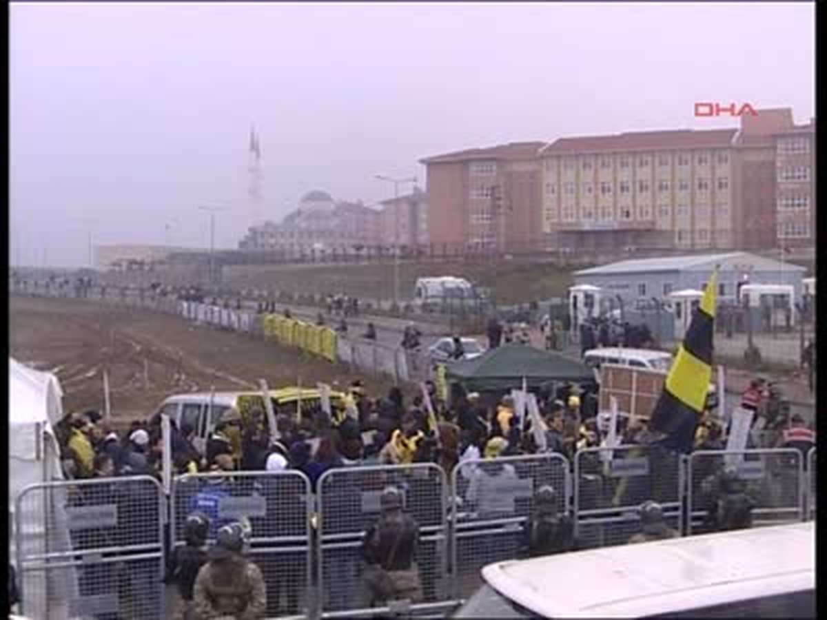 Taraftarlar Silivri\'ye Ulaştı
