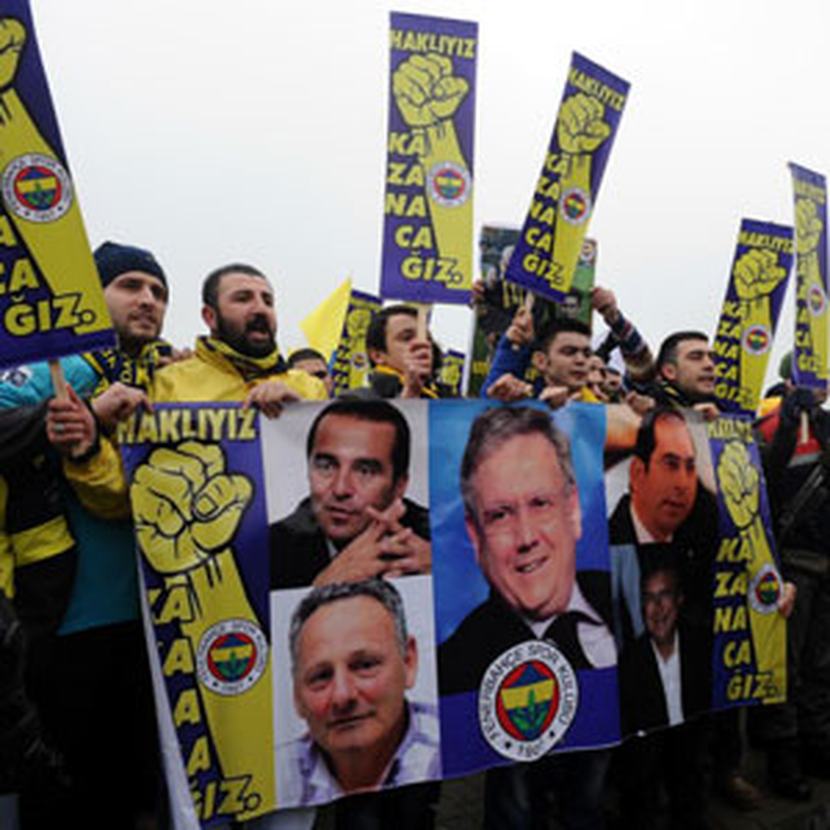 Fotoğraflarla Silivri\'deki Fenerbahçe Taraftarı