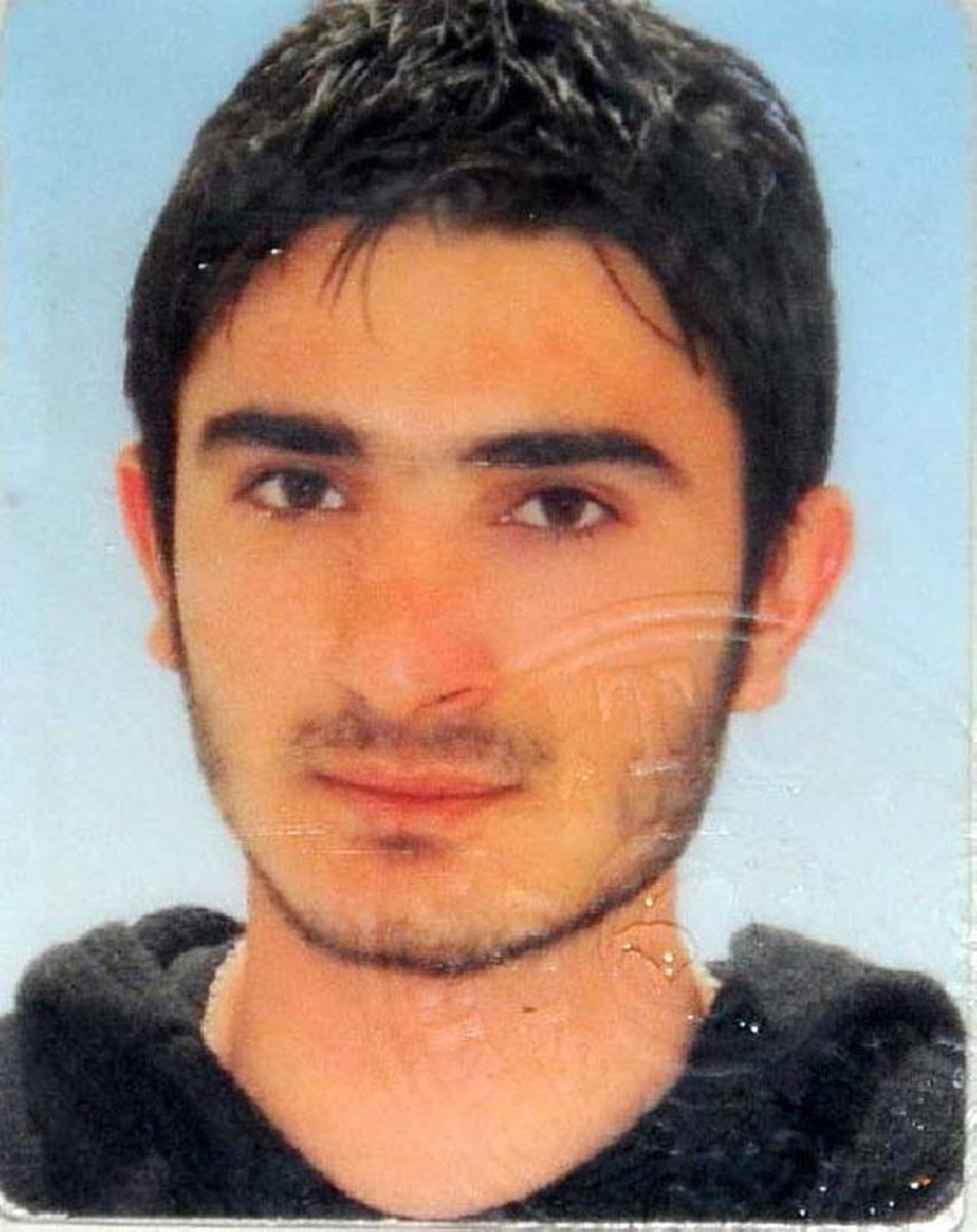 Hafif Ticari Araç Ağaca Çarptı: 2 Ölü, 1 Yaralı