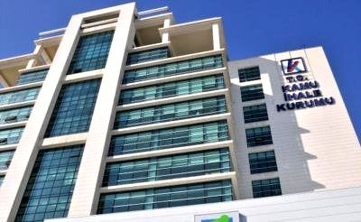 Kamu İhale Kurumu\'nda 7 Saatlik Arama