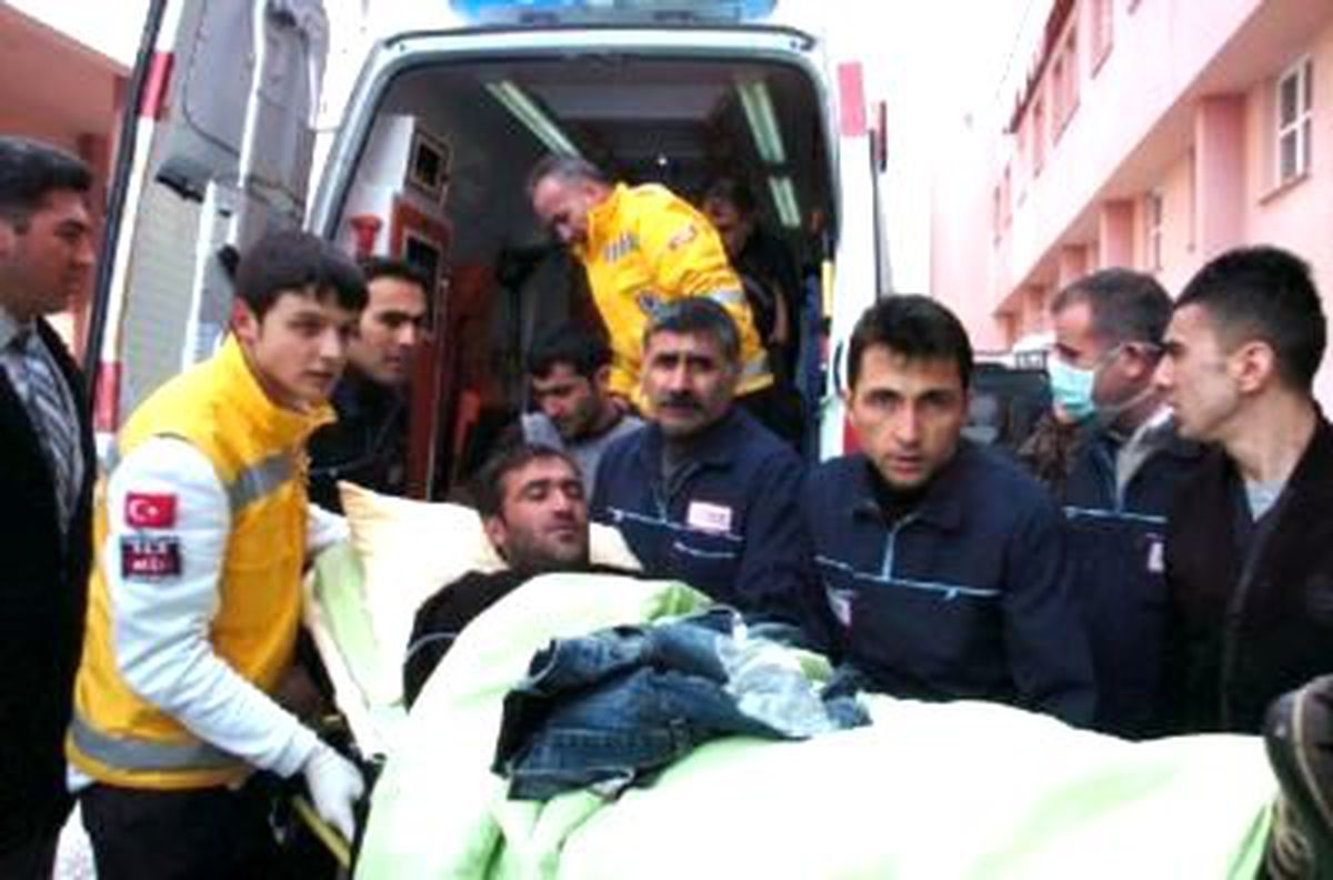 Kars\'ta İki Köy Sakinleri Birbirine Girdi: 1 Ölü, 13 Yaralı