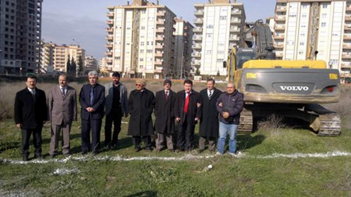 Müftülük Külliyesi İçin İlk Kazma Vuruldu