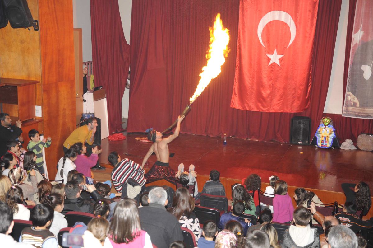 Sirko Türko Ayakta Alkışlandı
