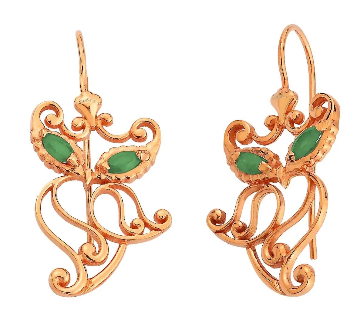 So CHIC, Şimdi Yeşil Gözlü Baykuşuyla Dikkatleri Üzerine Çekiyor.