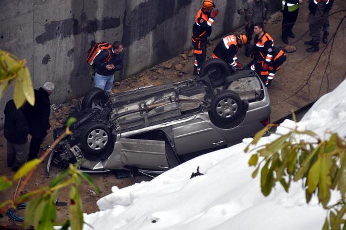 Uçuruma Yuvarlanan Otomobilinde Öldü, Cesedi 30 Saat Sonra Bulundu