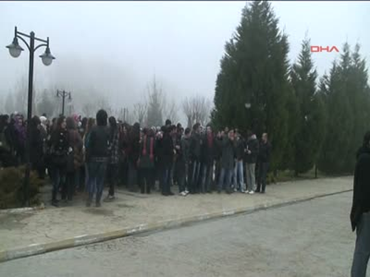 Üniversitelilerden, 'Formasyon Parası' Protestosu