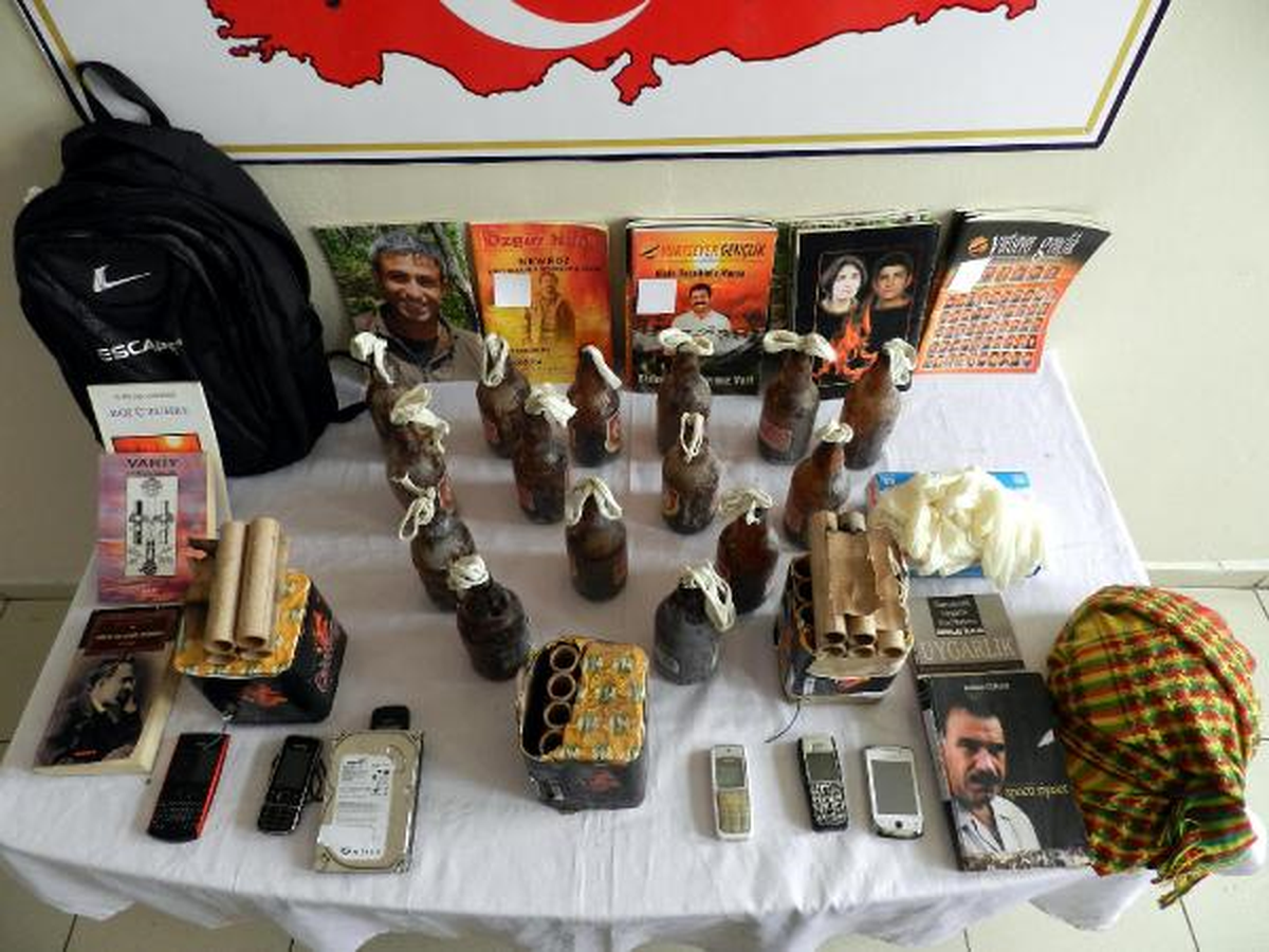 Ağrı\'da PKK\'nın Gençlik Yapılanması Bağlı 8 Kişi Gözaltına Alındı