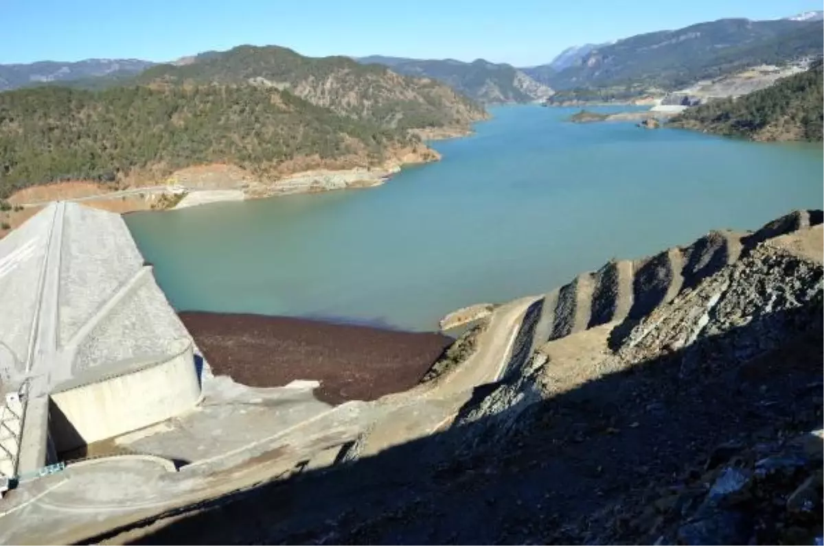 Akköprü Barajı\'nda Elektrik Üritemine Başlandı