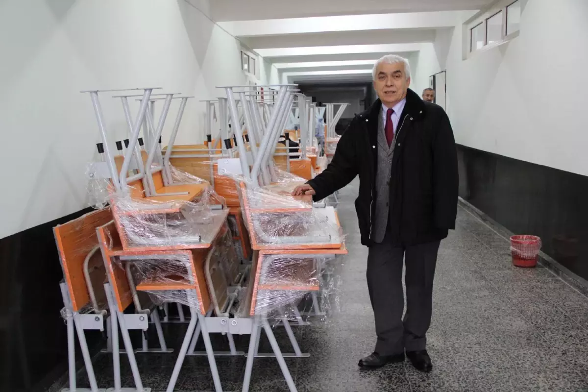 Alaplı Myo\'da Sınıfların Tefrişatı Sürüyor