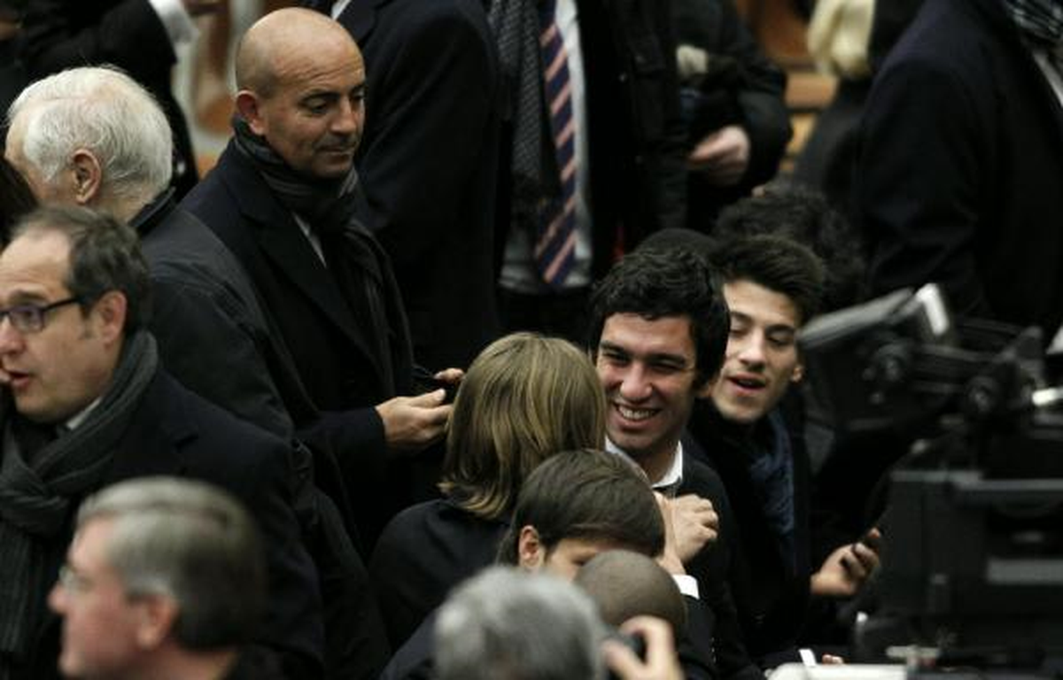 Arda\'lı Atletico Madrid\'ten Papa\'ya Ziyaret