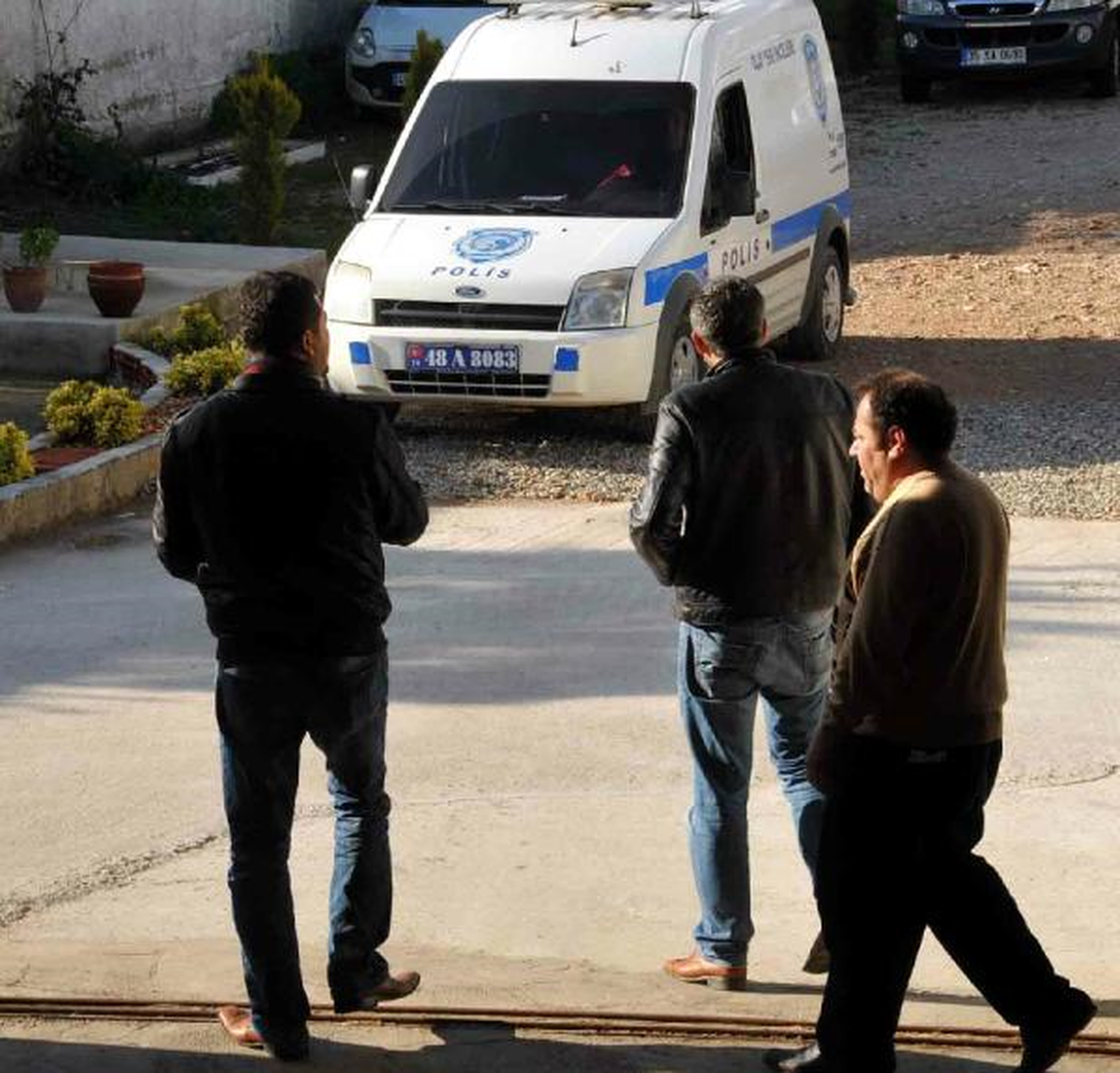 Sevgililer Günü\'nde Boğazını Kesti