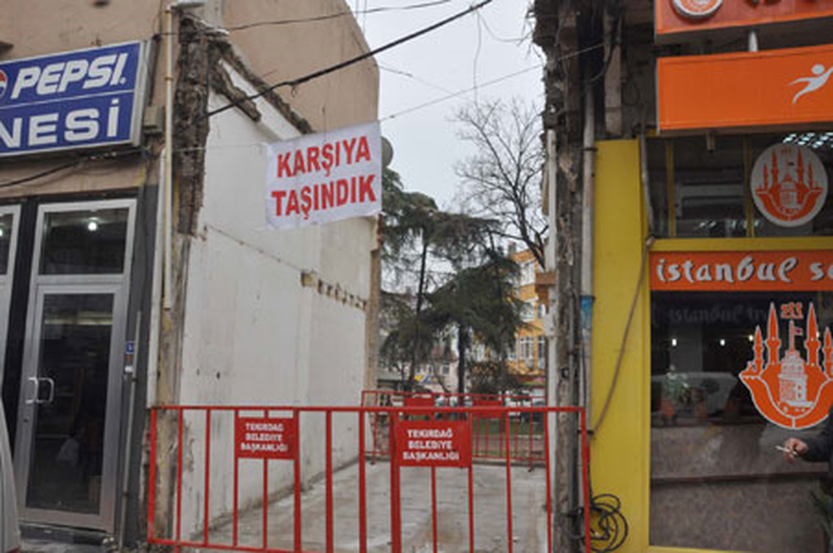 Bedesten Etrafında Yıkımlar Devam Ediyor