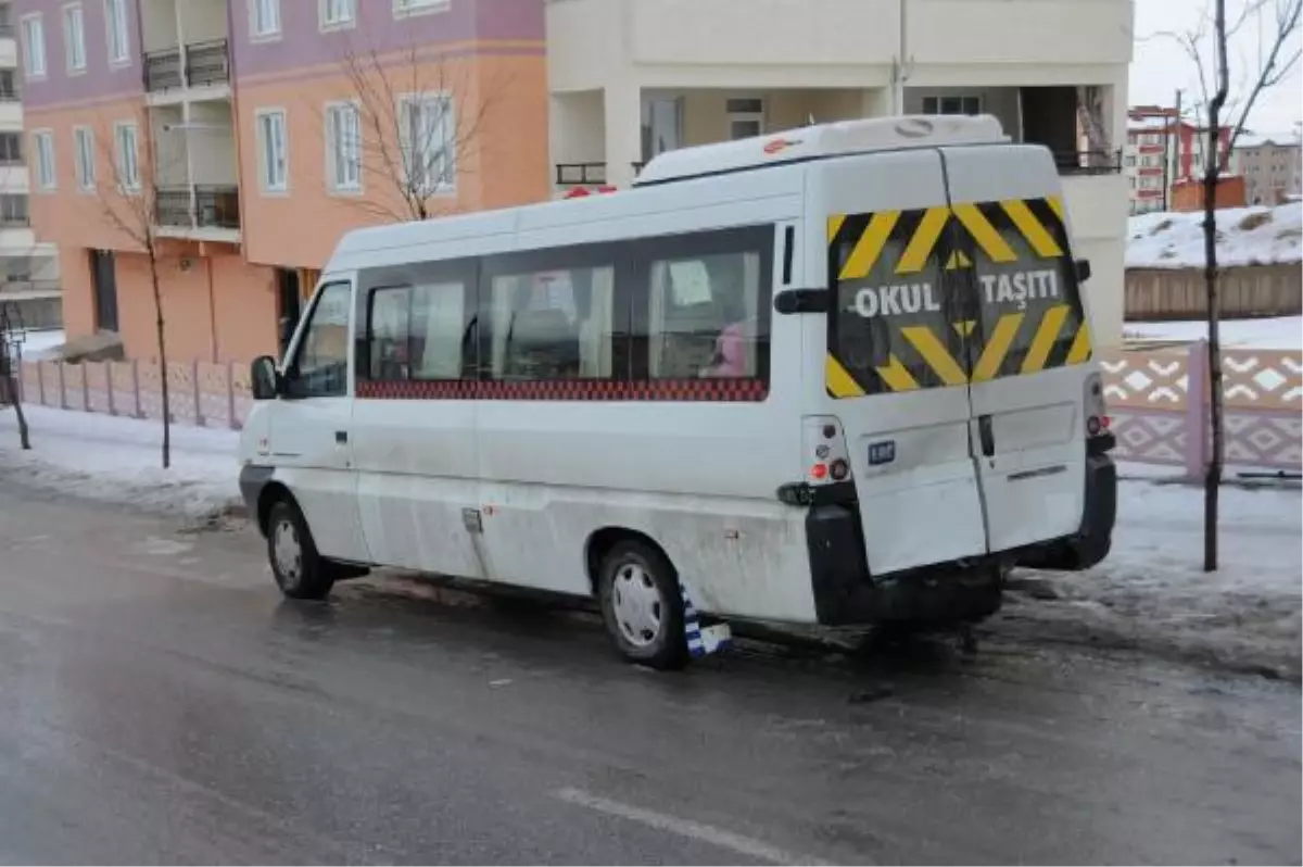 Buzlanma Zincirleme Kazaya Yol Açtı