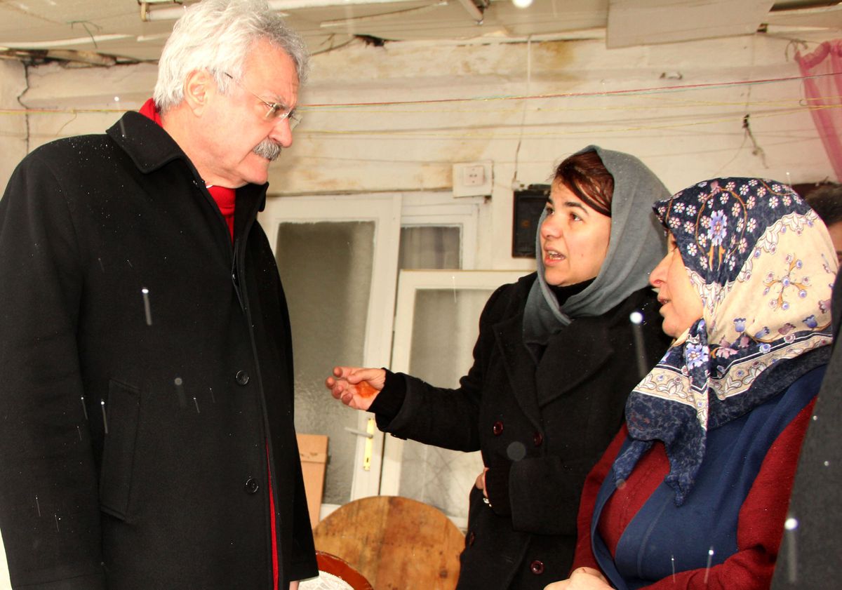 Çankaya Belediye Başkanı Tanık: "Felaketin Yaralarını Sarmak İçin Buradayız"