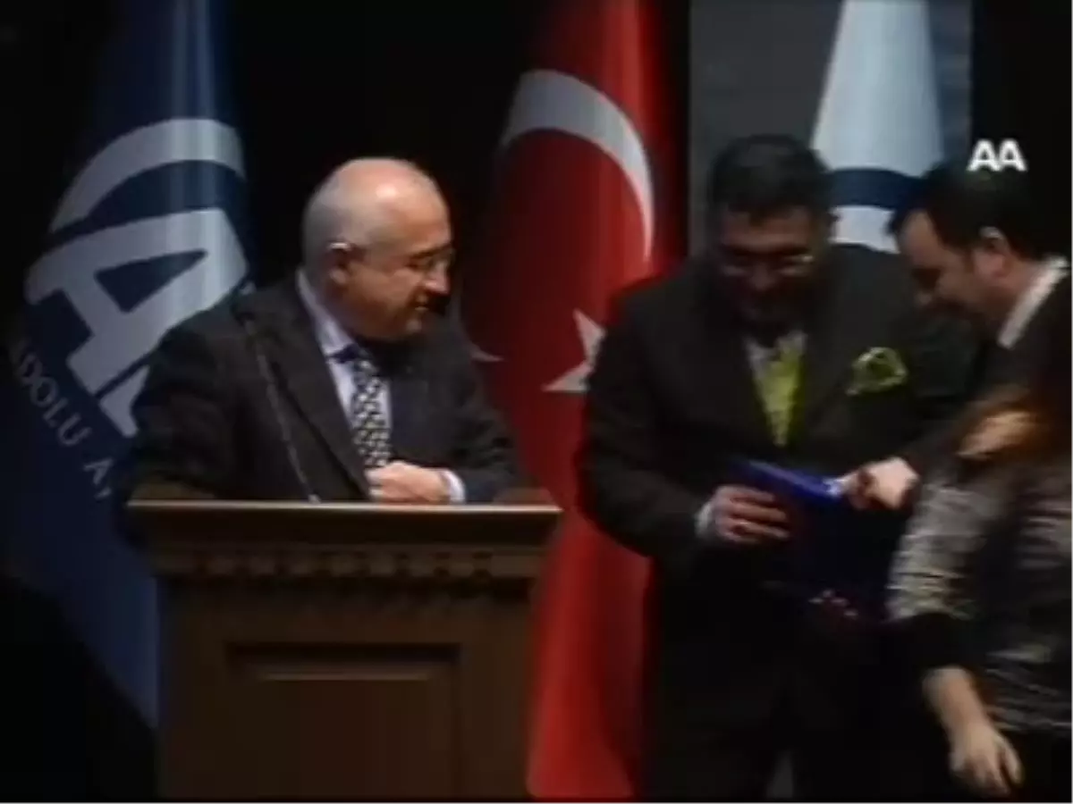 Çiçek, Aa Haber Akademisi\'nde