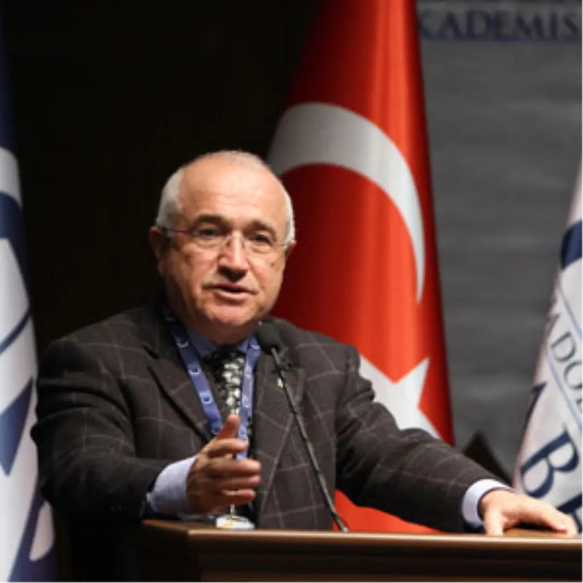 Çiçek\'den Aa\'ya Ziyaret