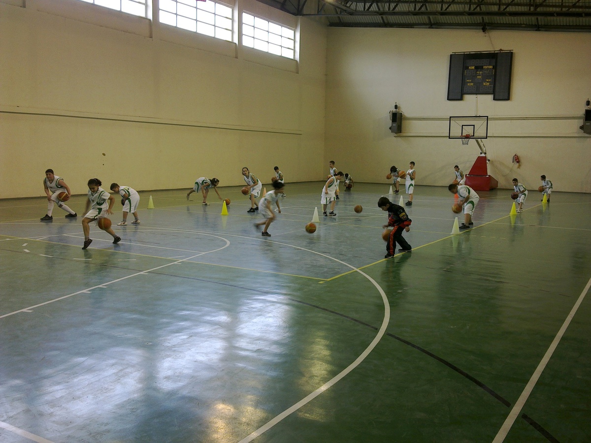 Çilimli\'de Miniklerin Basketbol Sevdası