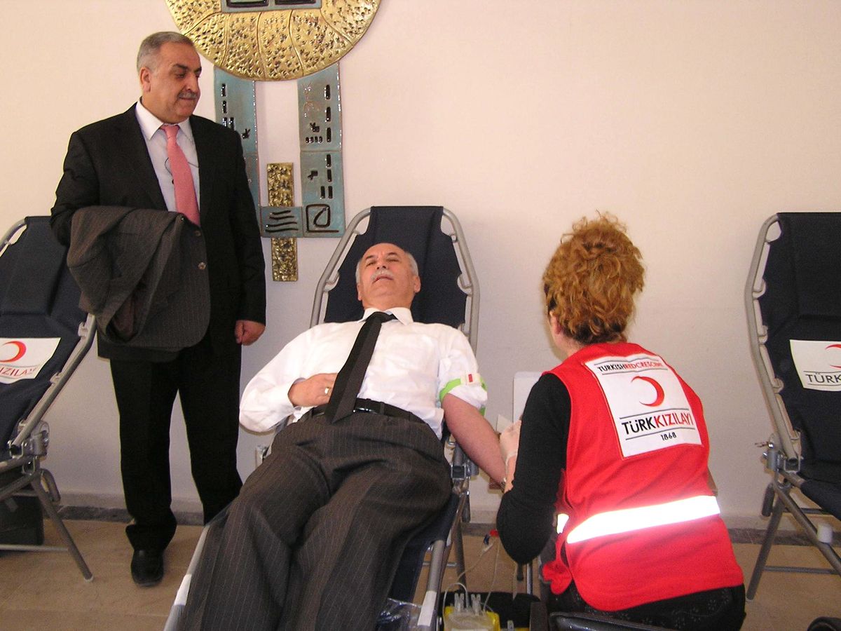 Din Görevlileri Kan Verdi