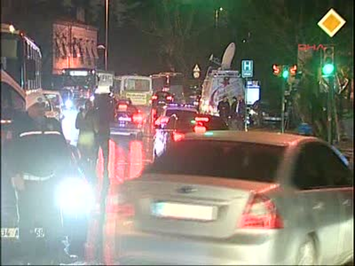 Dışişleri Bakanı Ahmet Davutoğlu Başbakan Erdoğan'ı Ziyaret Etti