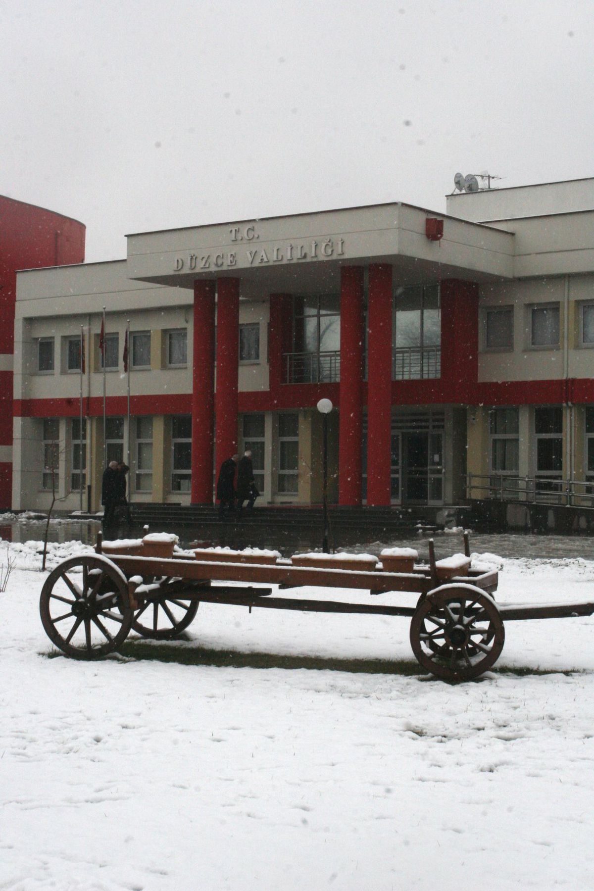 Düzce\'de Kar Yağışı Başladı