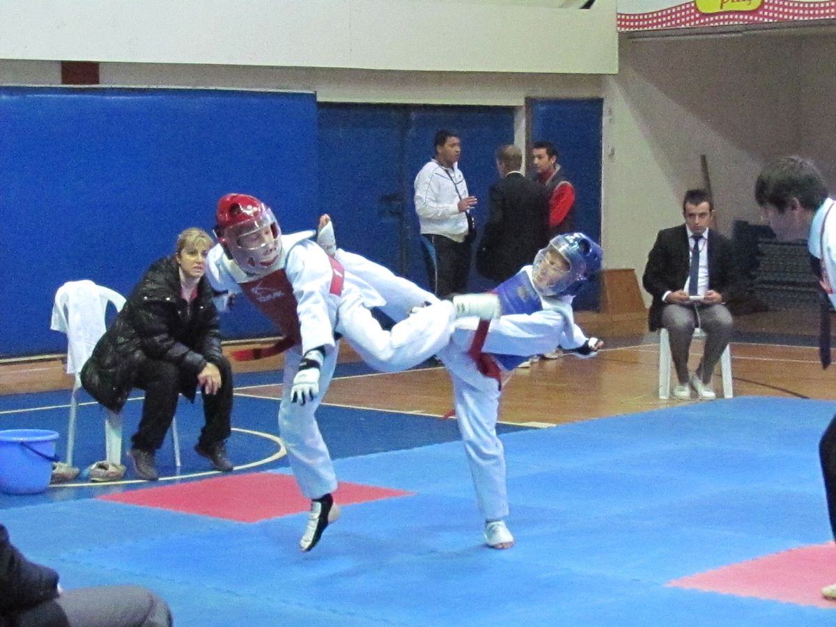 Düzce Taekwondo İl Şampiyonasına Hazırlanıyor