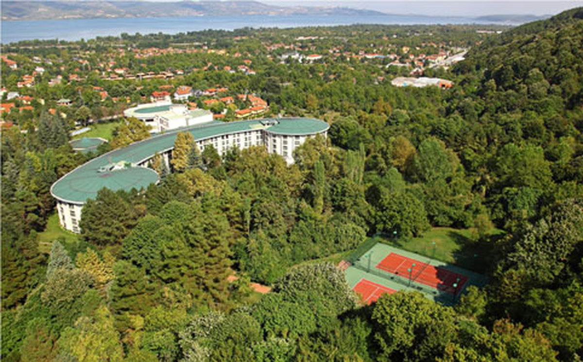 Güral Sapanca\'ya İki Ödül Birden