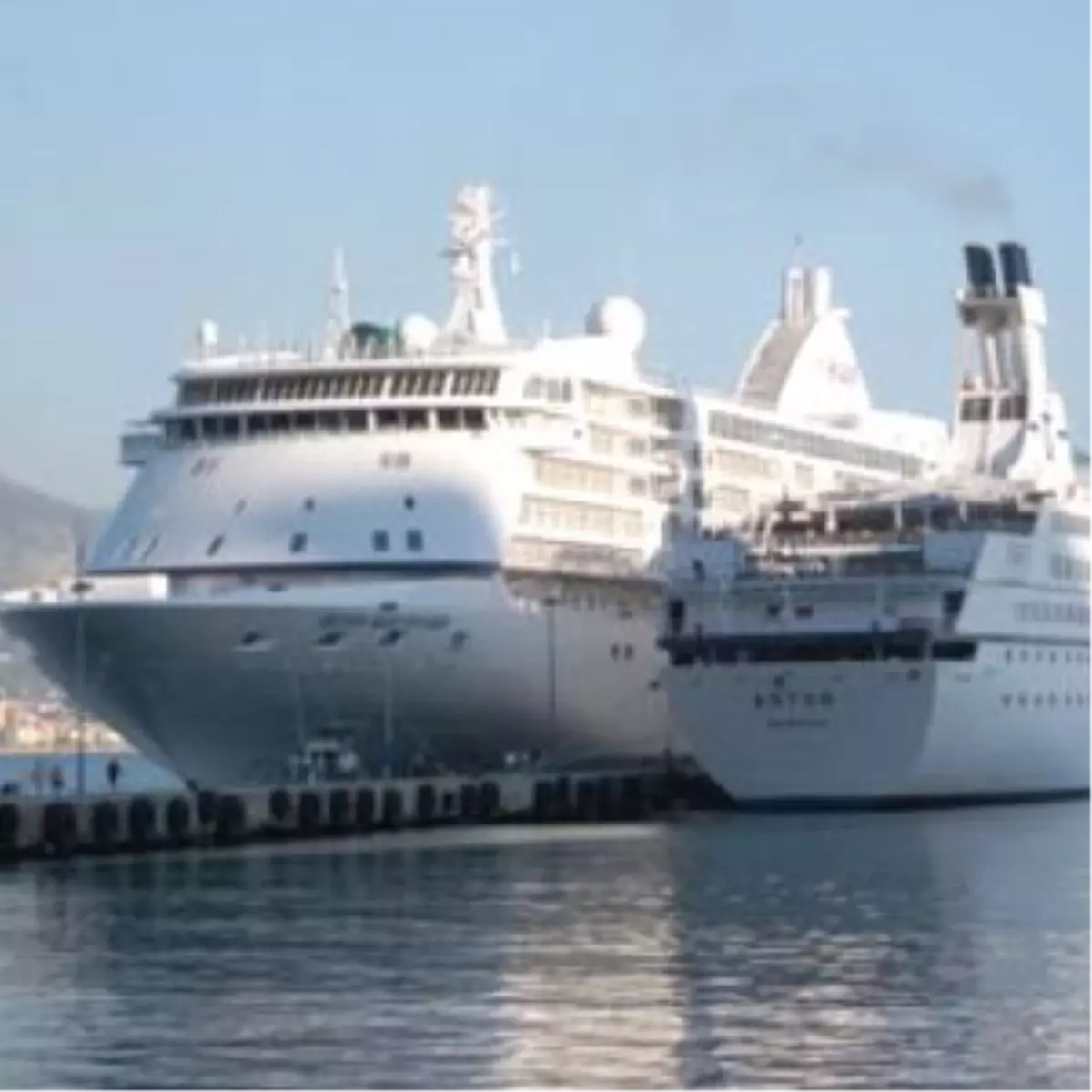 İzmir Kruvaziyer Gemi Akınına Uğradı