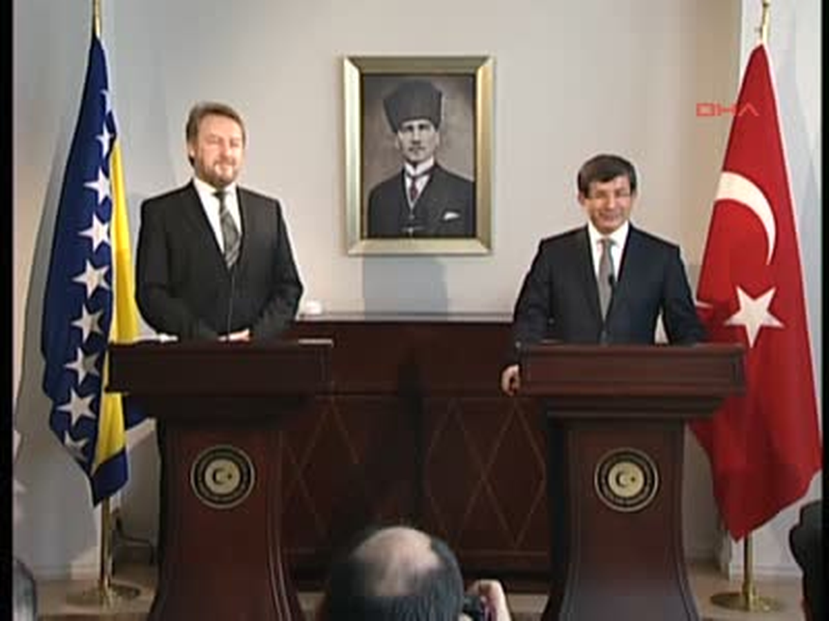 İzzetbegoviç Ortak Basın Toplantısı