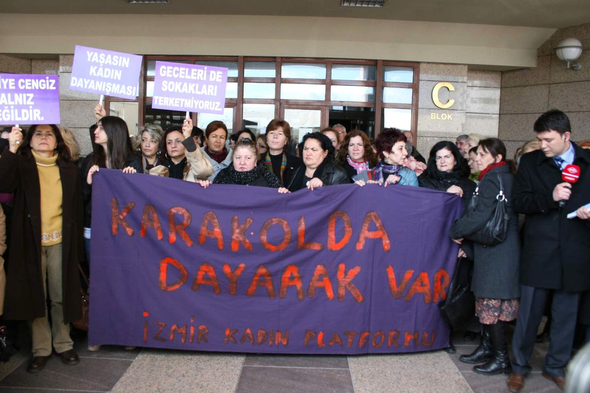 Kadın Platformundan Fevziye Cengiz\'e Destek