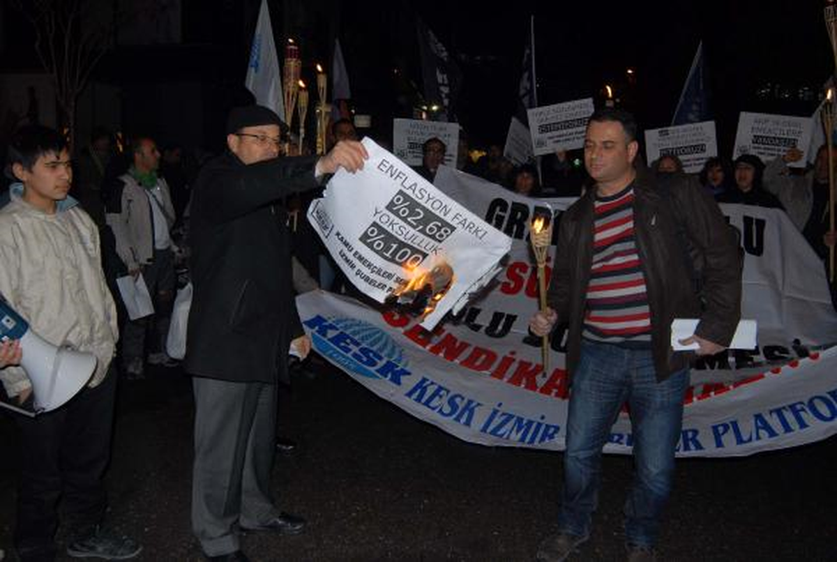 Memurlardan Sendika Tepkisi
