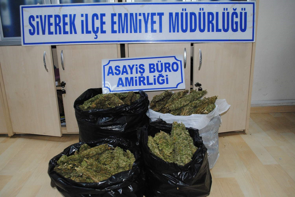 Siverek\'te 16 Kilogram Esrar Ele Geçirildi