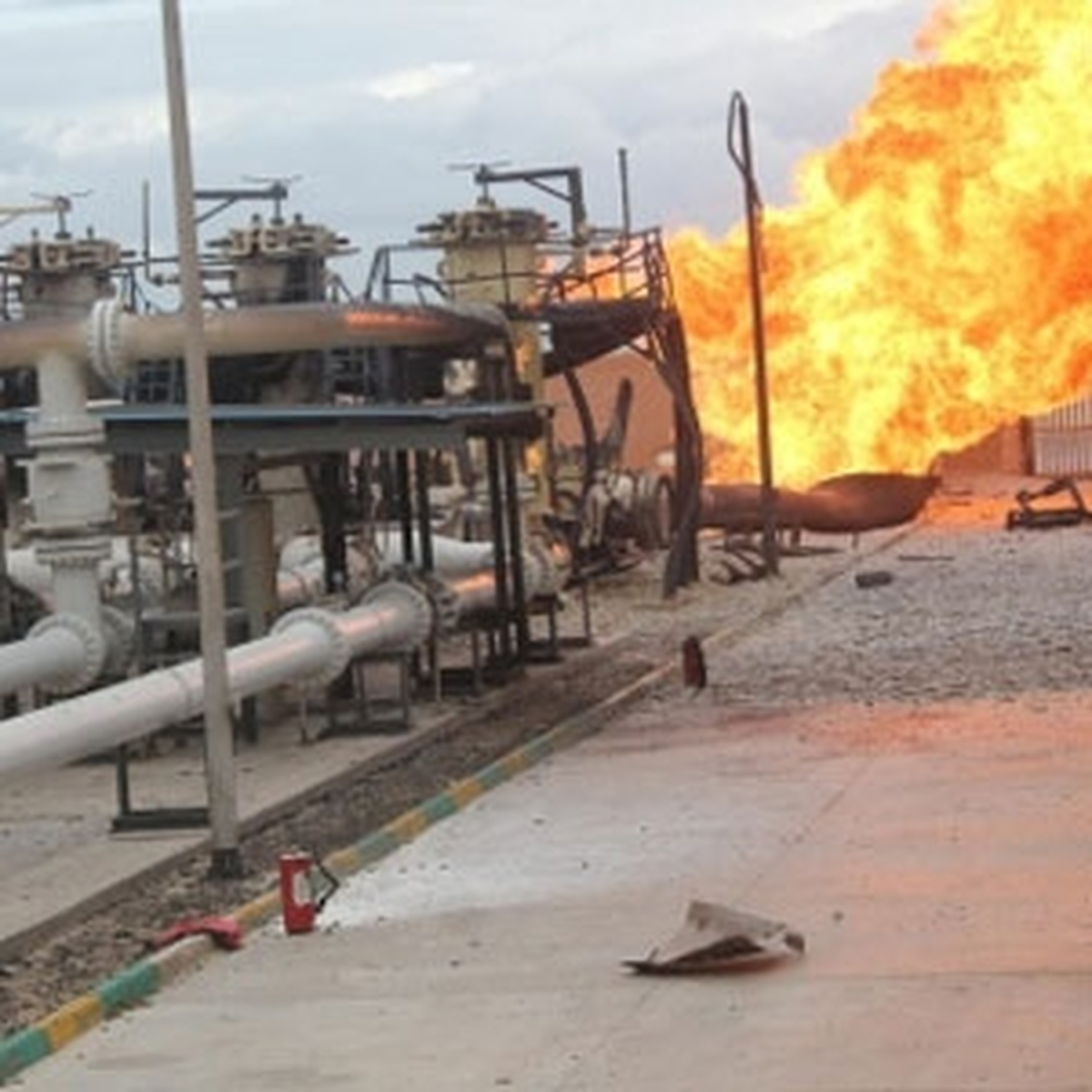 Suriye\'de Petrol Boru Hattına Saldırı