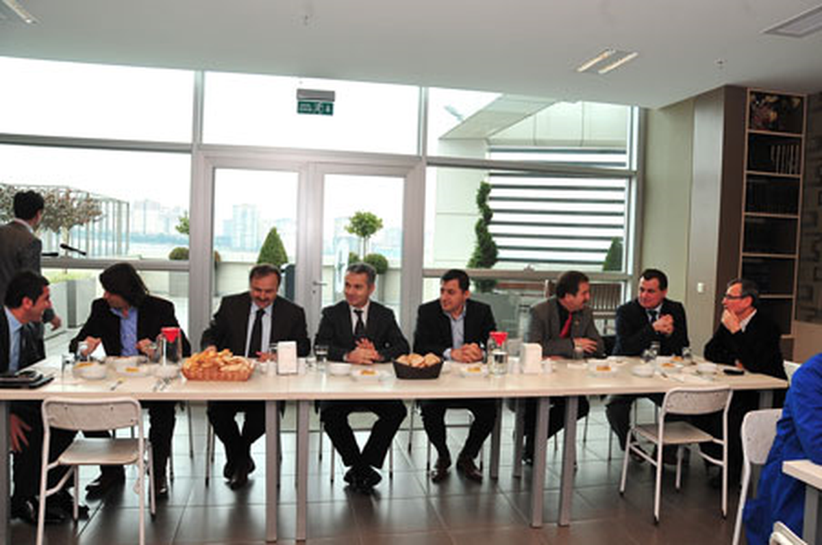 Uzun Erkul Kozmetiği Ziyaret Etti