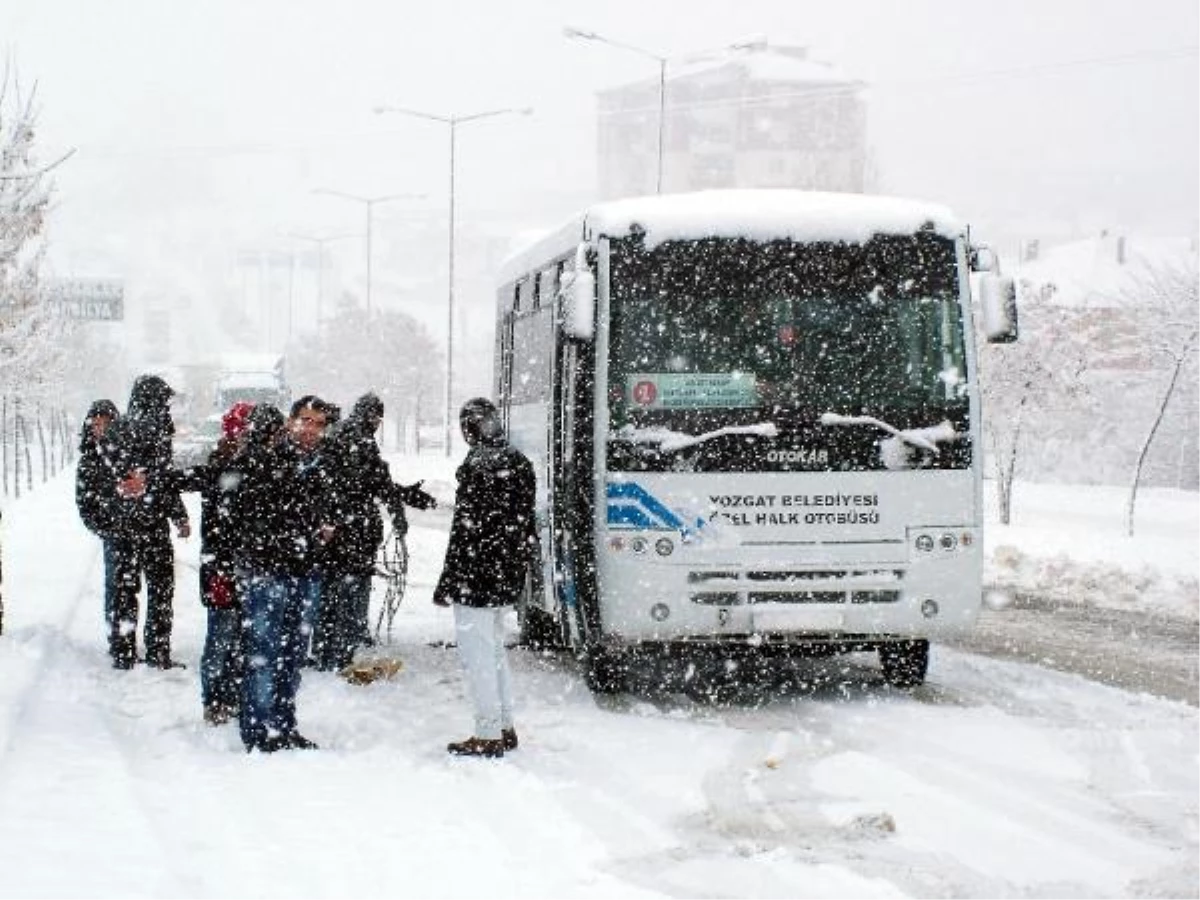 Yozgat\'ta Taşımalı Eğitime Kar Engeli