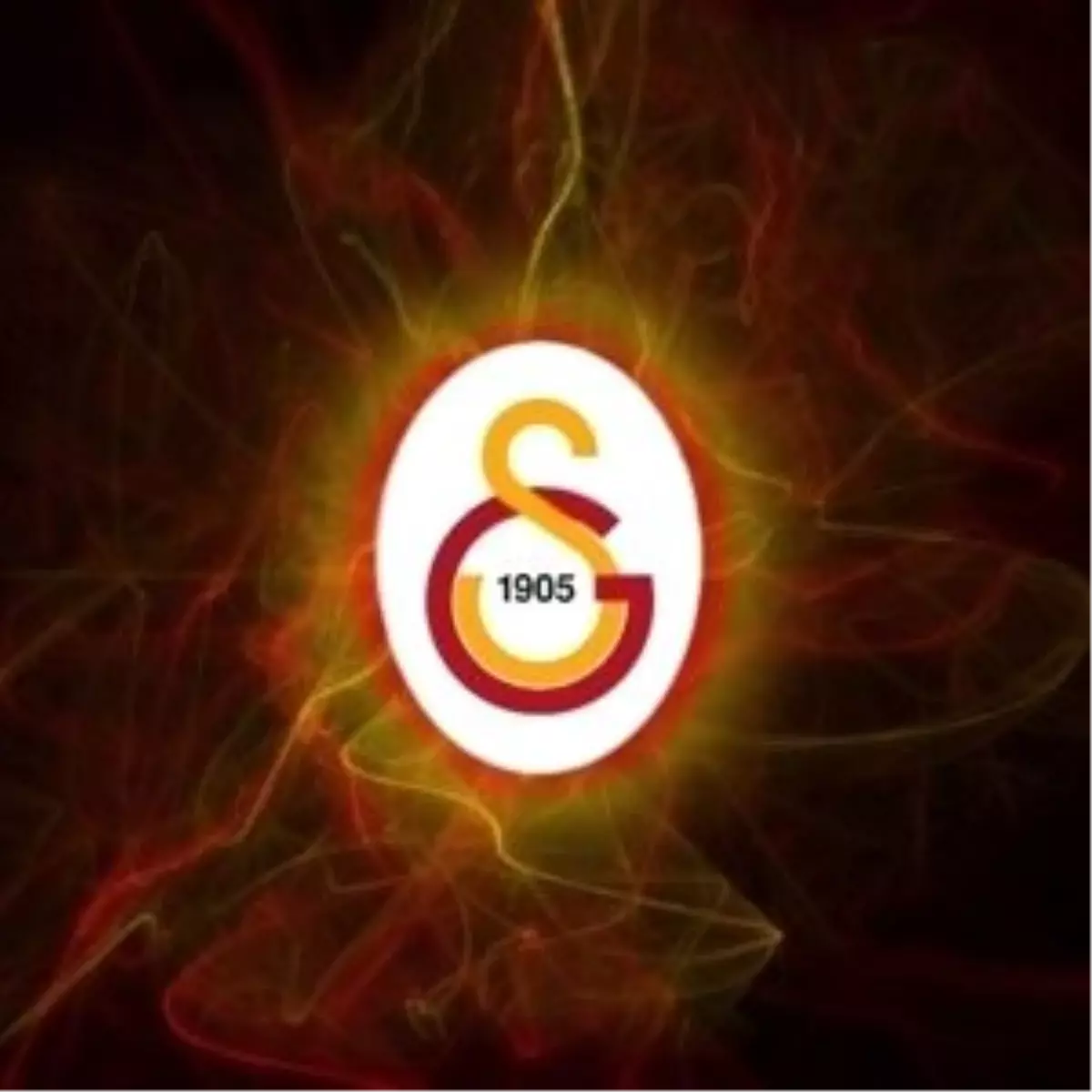 Adana'da Galatasaray'a Coşkulu Karşılama