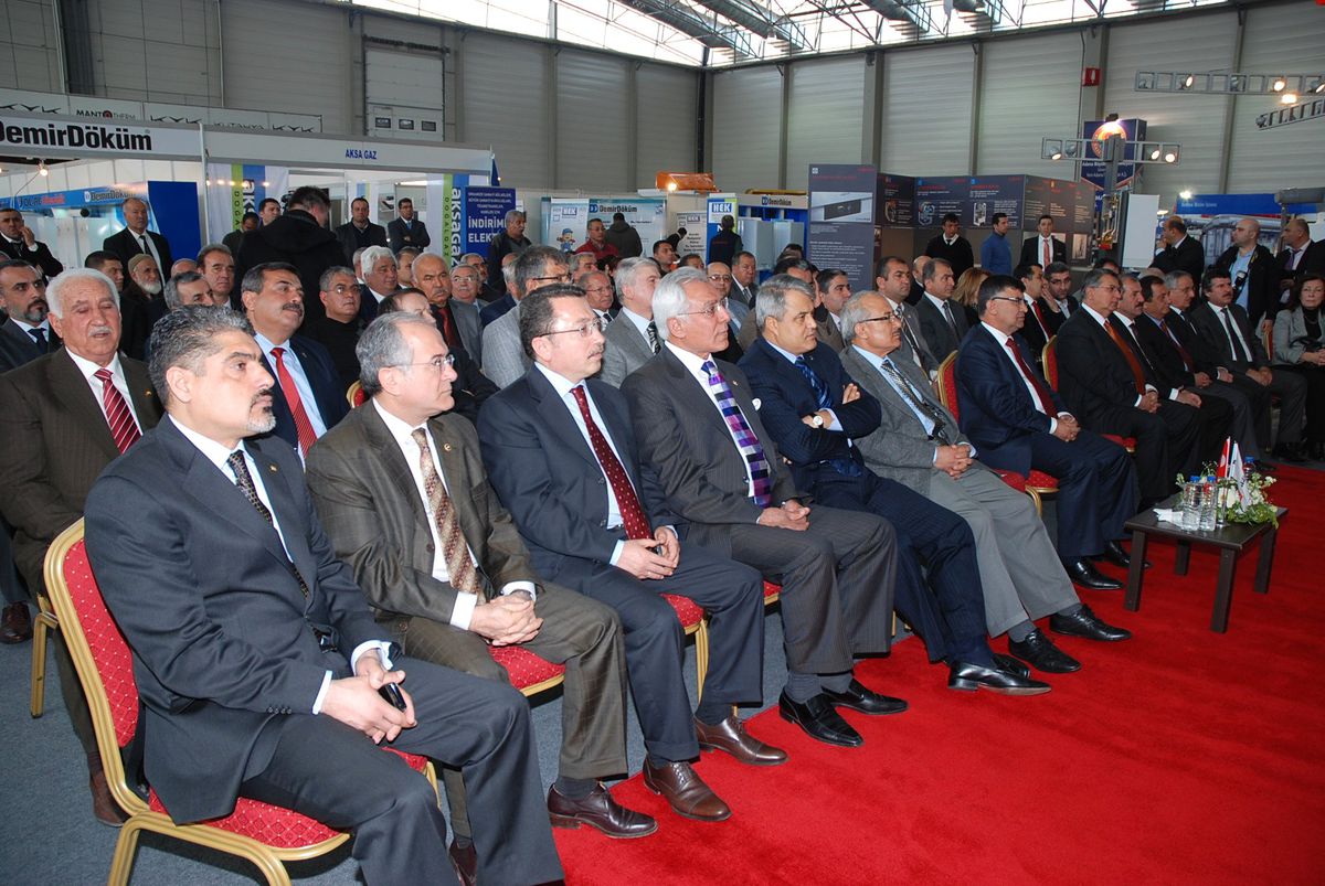 Adana İnşaat Fuarı Açıldı