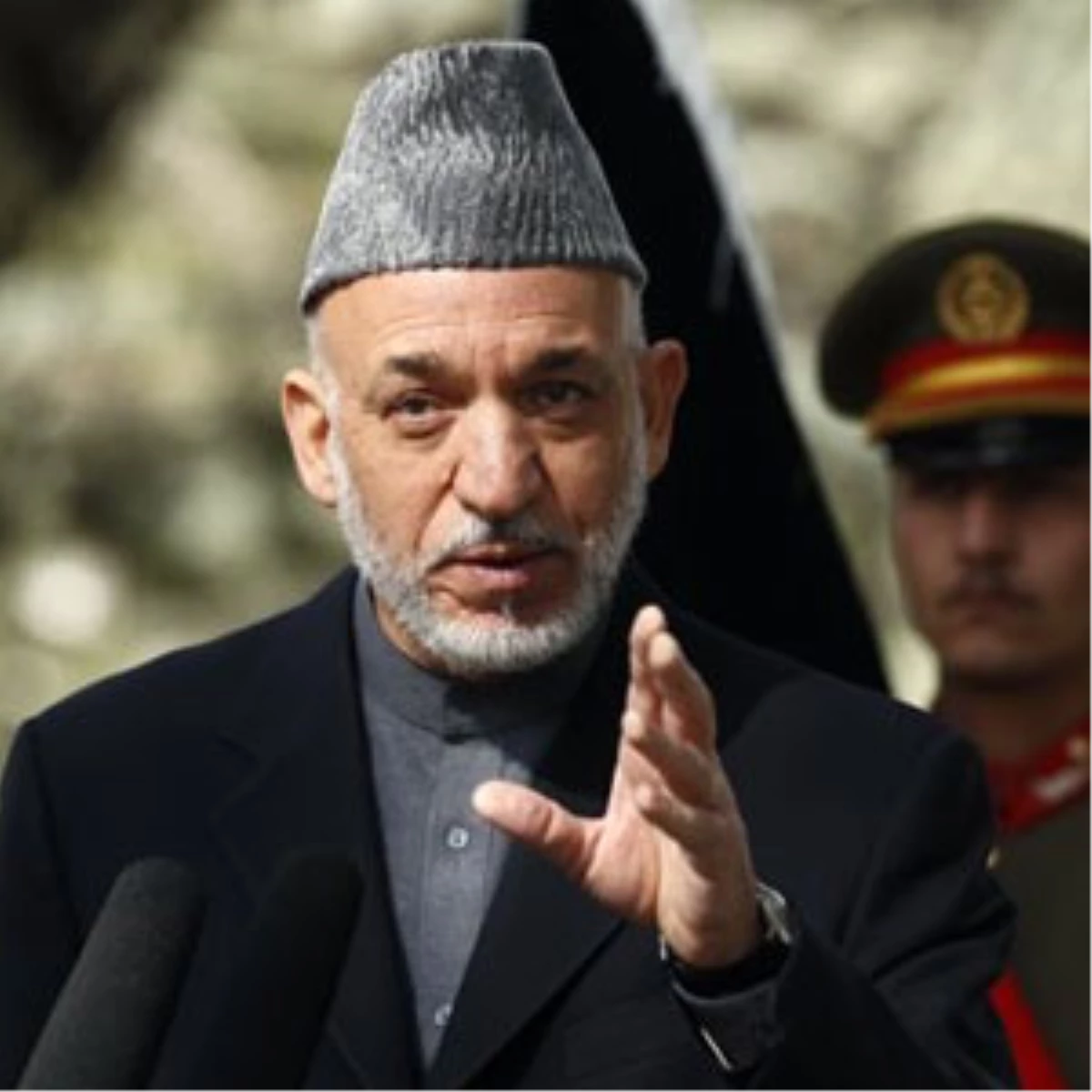 Afganistan Cumhurbaşkanı Karzai Pakistan\'da