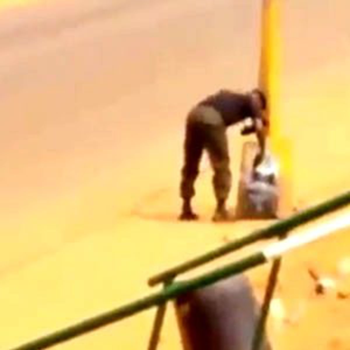 Bomba Uzmanı Havaya Uçtu