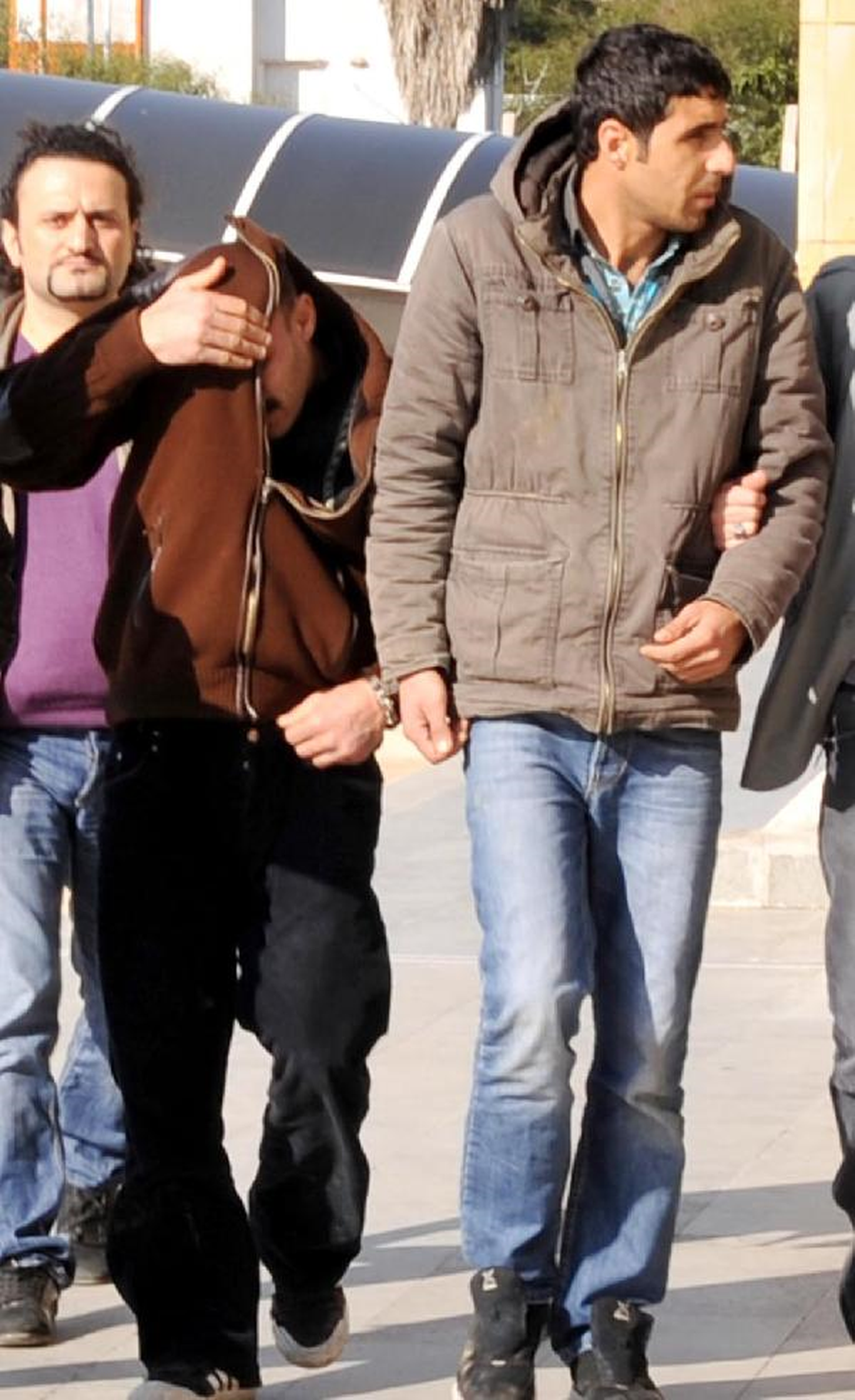 Çaldıkları Altınları Toprağa Gömdüler