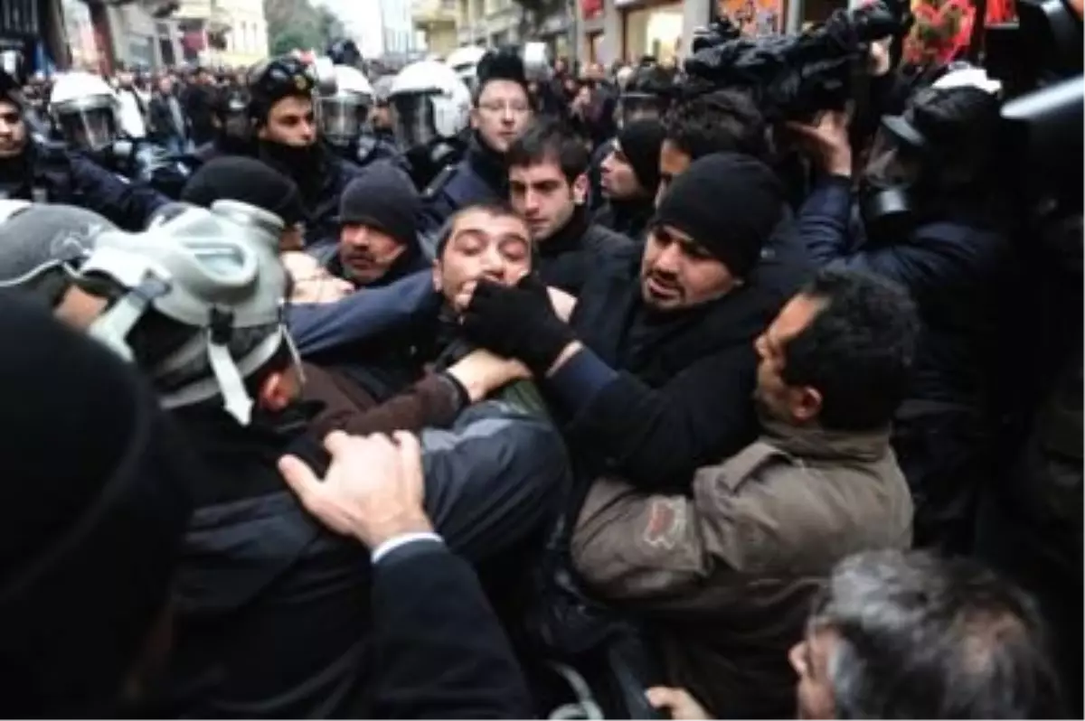 Beyoğlu\'nda Gerginlik