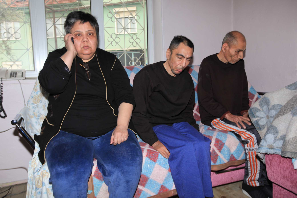 Evi Yanan Demiray Ailesine Yardım Eli Değdi