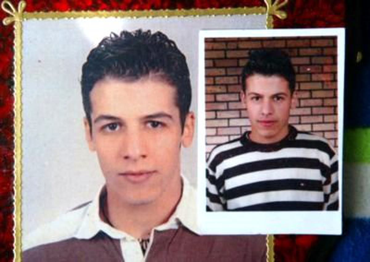 Gasp Yapan İkizinin Montunu Giydi 6 Yıldır Hapiste Yatıyor