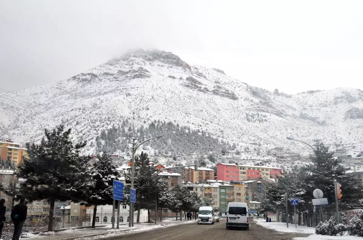 Gümüşhane\'de Kar Yağışı