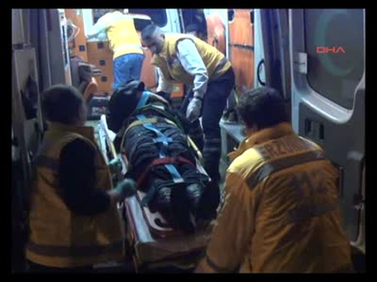 Halk Otobüsünde Can Pazarı: 8 Yaralı