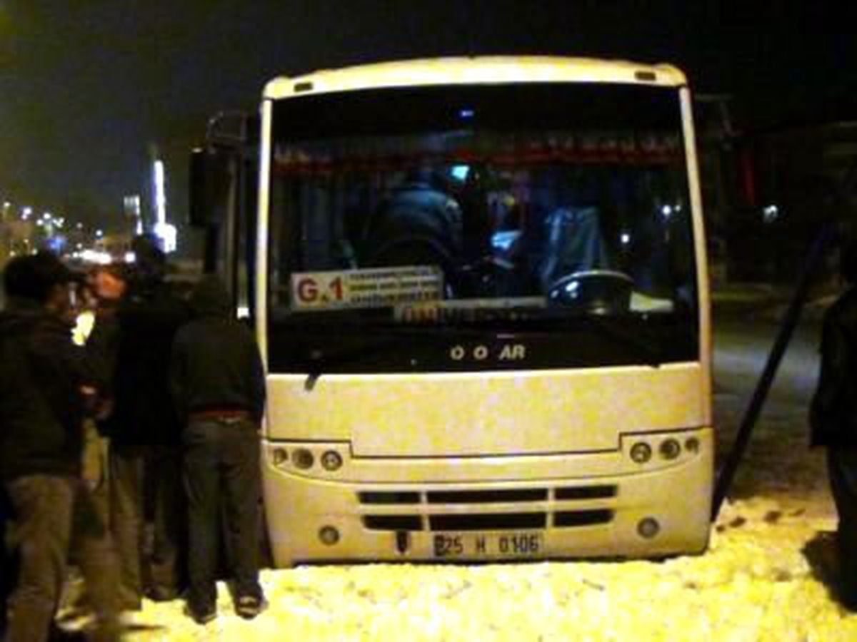Halk Otobüsünde Can Pazarı: 8 Yaralı