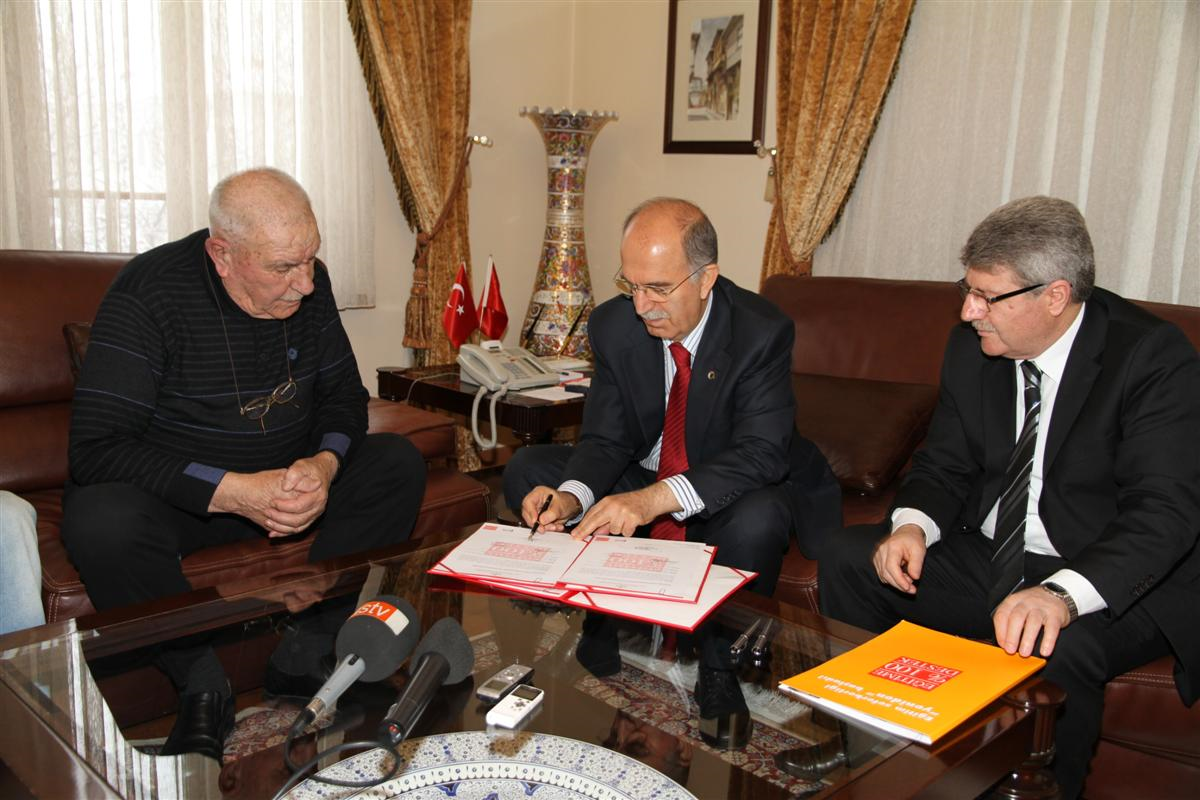 Hayırseverler Servetini Eğitime Harcıyor