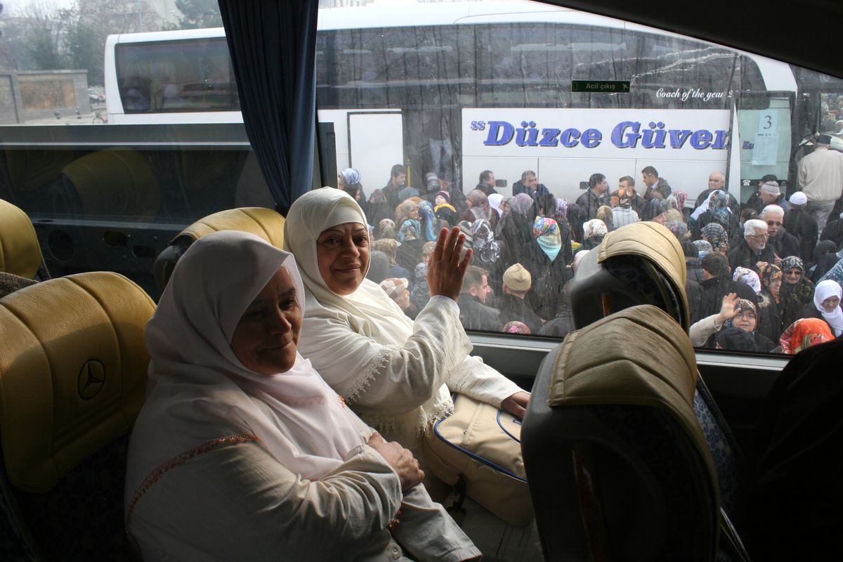 Kutsal Topraklara Yolculuk